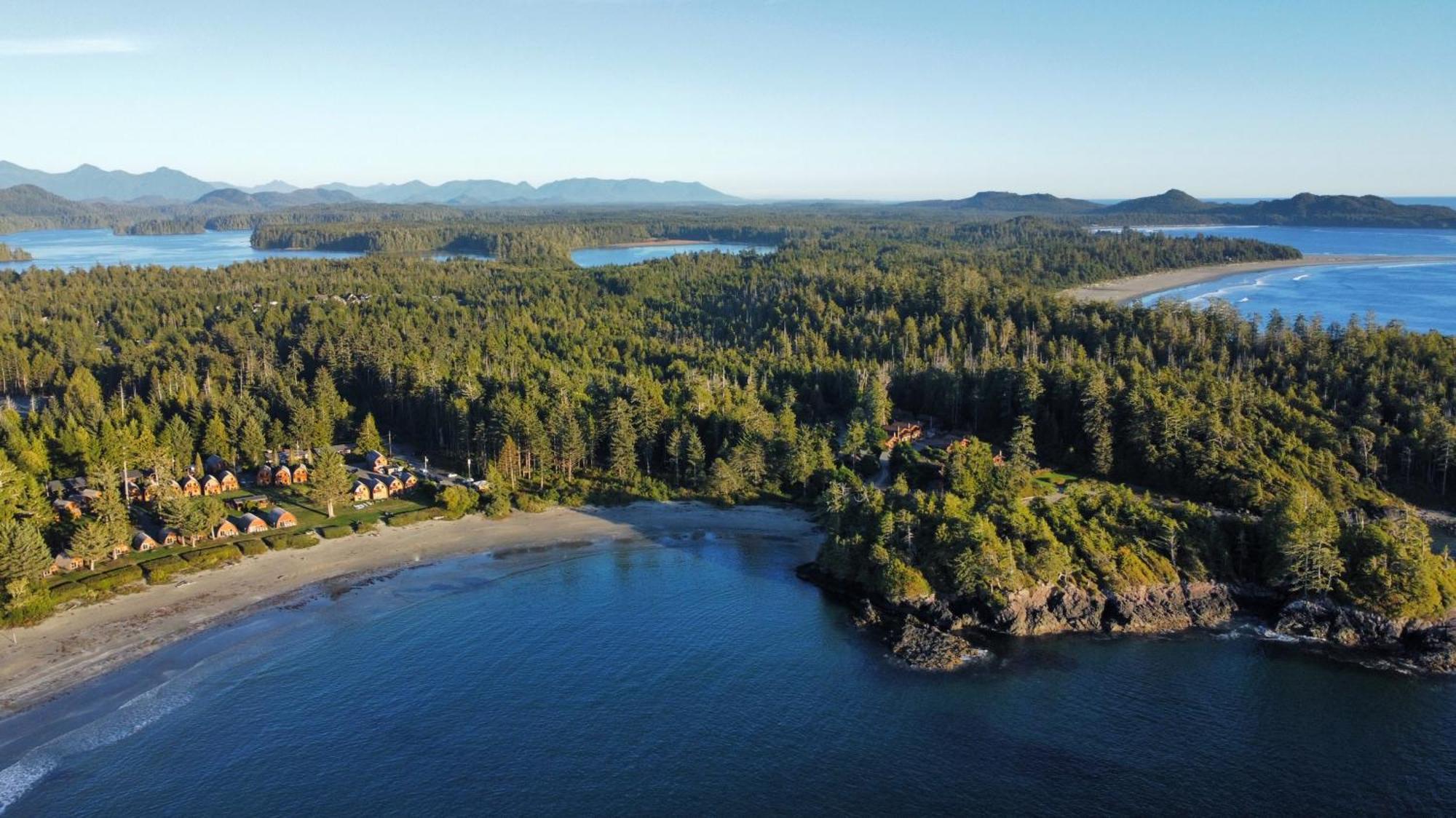 Ocean Village Resort Tofino Exterior foto